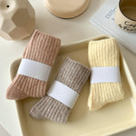 Load image into Gallery viewer, Winter Thermal Wool Blend Crew Socks Striped Cuffed M5A303