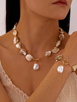 Load image into Gallery viewer, Elegant Shell Faux Pearl Geometric Necklace N6A163