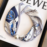 Load image into Gallery viewer, Womens Pearl Magnetic Clasp Skinny Scarf N6K260