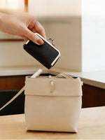 Load image into Gallery viewer, Creative Leather Jewelry Pouch Women N6D023