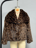 Load image into Gallery viewer, Faux Leopard Print Fur effect Jacket Short Plush Coat N5A723