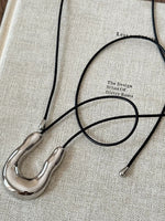 Load image into Gallery viewer, U-Shaped Horseshoe Necklace Women Luxury Layering N6C066