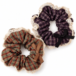 Load image into Gallery viewer, Womens Plaid Lace Trim Scrunchie N6K020