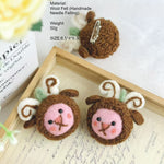 Load image into Gallery viewer, Handmade Wool Felt Animal Brooch Cute Cat Bear Pin N6G029