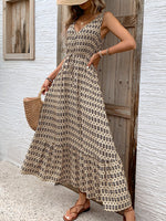 Load image into Gallery viewer, Elegant Waist-Defining Geometric Print Shift Dress N6B065