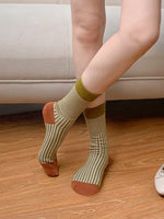 Load image into Gallery viewer, Color Block Stripe Mid Calf Socks Women N6C170