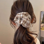 Load image into Gallery viewer, Plaid Knit Scrunchy Women Retro Lazy Style Hair Tie S5P771