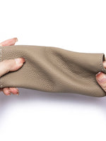 Load image into Gallery viewer, Genuine Leather Portable Sunglasses Case Women N6B204