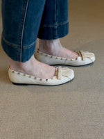 Load image into Gallery viewer, Ballet Flats with Bow and Studs Women N6C151