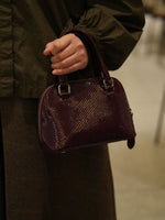 Load image into Gallery viewer, Burgundy Stone Texture Shell Bag Women N6C036