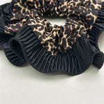 Load image into Gallery viewer, Satin Leopard Print Scrunchy Women S5P766