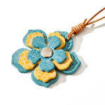 Load image into Gallery viewer, Creative Flower Chain Bag Charm Handmade S5P925