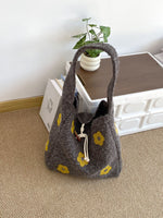 Load image into Gallery viewer, Women's Plush Floral Embroidered Tote Bag N6J218