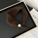 Load image into Gallery viewer, Womens Pearl Magnetic Clasp Knit Neck Scarf N6K270