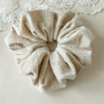 Load image into Gallery viewer, Solid Velvet Scrunchy Women Cream Color Retro S5P770