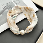 Load image into Gallery viewer, Magnetic Clasp Pearl Scarf Neck Warmer Women N6H111