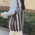 Load image into Gallery viewer, Reversible Wool Blend Tote Dual-Face Construction S5P324