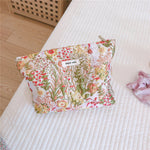 Load image into Gallery viewer, intage Floral Jacquard Makeup Clutch Bag Women S5P647
