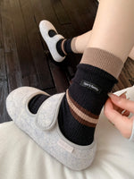 Load image into Gallery viewer, Contrast Label Double Knit Cotton Mid Calf Socks M5A042