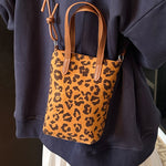 Load image into Gallery viewer, Matte PU Crossbody Phone Bag Women Retro Shoulder S5P719