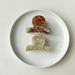 Load image into Gallery viewer, Acetate Shark Claw Clip Women High End New Style S5P899