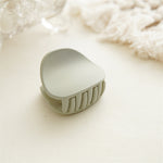 Load image into Gallery viewer, Simple Matte Med Clip Multi-Color Hair Clip Women S5P957