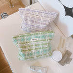 Load image into Gallery viewer, weed Zip Cosmetic Clutch Women Light Purple Green S5P648