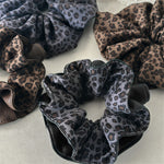 Load image into Gallery viewer, Double Layer Leopard Velvet Scrunchy Women S5P775