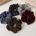 Load image into Gallery viewer, Womens Color Block Striped Knit Scrunchie N6K019