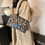 Load image into Gallery viewer, Retro Leopard Print Tote Bag Medium Capacity Shoulder S5P699