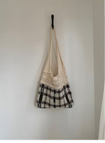 Load image into Gallery viewer, Gingham Openwork Knit Tote Bag Vintage Women N6C059