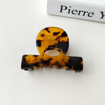 Load image into Gallery viewer, Acetate Shark Claw Clip Women High End New Style S5P899