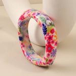 Load image into Gallery viewer, Bohemian Resin Bangle Vintage Floral Pattern Cuff N6F272