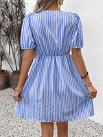 Load image into Gallery viewer, Retro Stripe Bow Tie Round Neck Dress N6B066