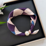Load image into Gallery viewer, Women's Polyester Jacquard Pearl Neck Scarf N6J150