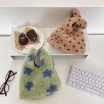 Load image into Gallery viewer, Cute Plush Wristlet Bag Portable Snack Lunch Tote S5P862