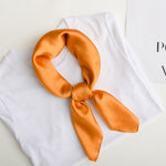 Load image into Gallery viewer, Minimalist Commuter 70x70 Poly Scarf Women M5A352