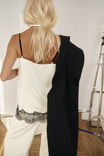 Load image into Gallery viewer, Lace Deep V Spaghetti Strap Camisole Top Women N6F246