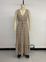 Load image into Gallery viewer, Elegant Waist-Defining Geometric Print Shift Dress N6B065