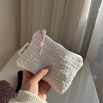 Load image into Gallery viewer, Coarse Knit Wool Pouch Organizer S5P348