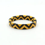 Load image into Gallery viewer, Wave Triangle Links Cuff Enamel Steel Elastic S5P142