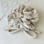 Load image into Gallery viewer, Velvet Rose Bow Scrunchy Women 15cm Elegant S5P780