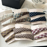Load image into Gallery viewer, Plaid Fabric Triangle Hair Clips Women S5P759