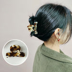 Load image into Gallery viewer, Acetate Shark Claw Clip Women High End New Style S5P899