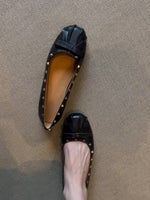 Load image into Gallery viewer, Ballet Flats with Bow and Studs Women N6C151
