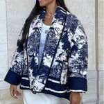 Load image into Gallery viewer, Printed Two Pocket Quilted Jacket Women N5A559