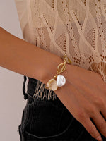 Load image into Gallery viewer, Ocean Beach Shell Faux Pearl Geometric Bracelet N6A164