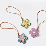 Load image into Gallery viewer, Creative Flower Chain Bag Charm Handmade S5P925