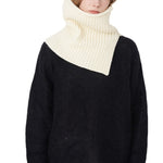 Load image into Gallery viewer, Square Neck Warmer with Slit Design M5A256