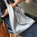 Load image into Gallery viewer, Satin Triangle Wristlet Clutch Bag Women N6E004